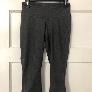 Reebok SpeedWick Mid Length Workout Pant
